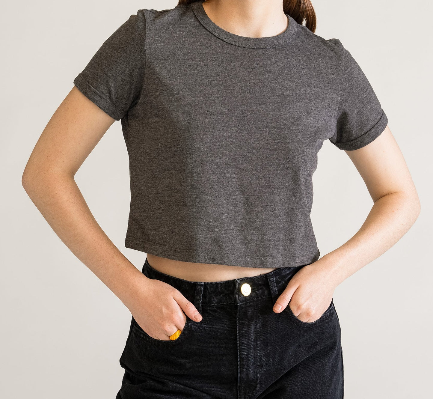 Plasma Basic Crop-Top, Gris Obscuro